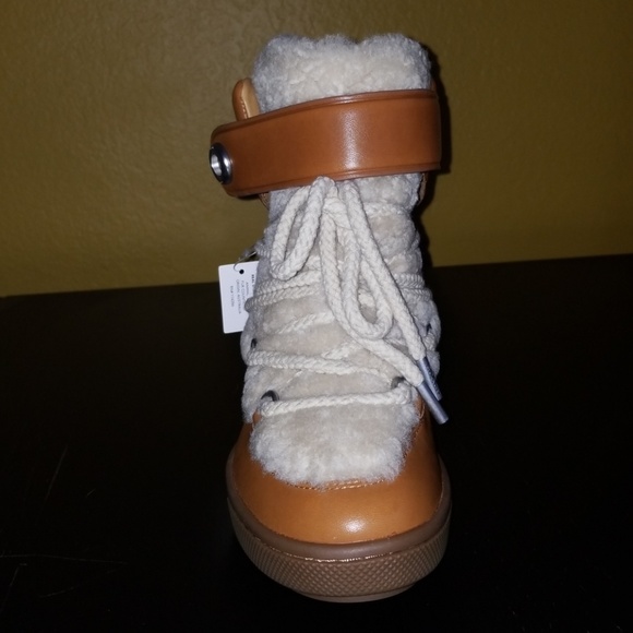 COACH MONROE SHERLING BOOT - Picture 2 of 7
